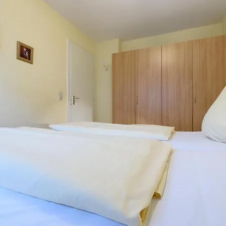 Haus Berolina 1 *